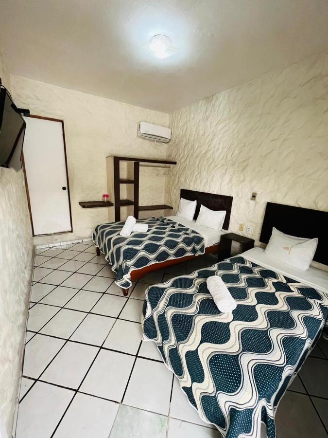Playa De Oro Hotel