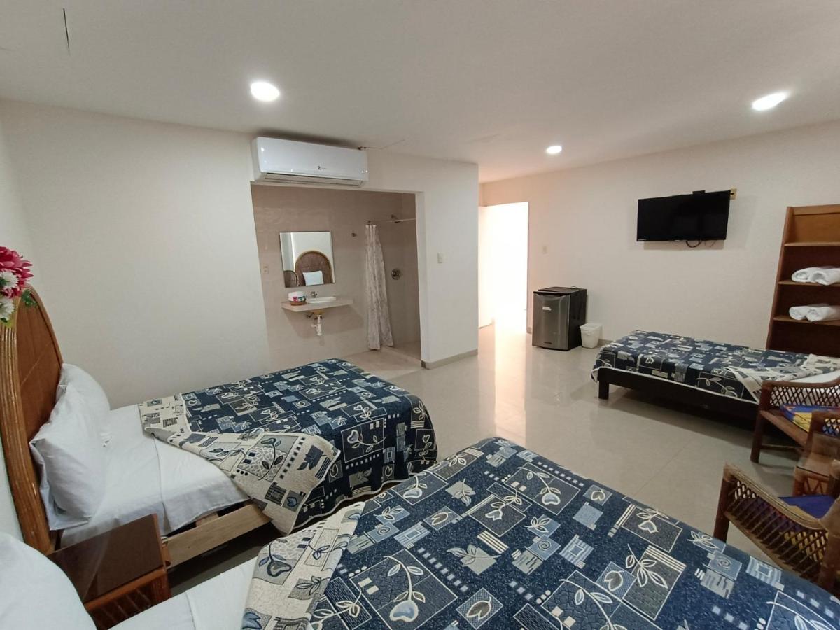 Hotel Playa De Oro 3*