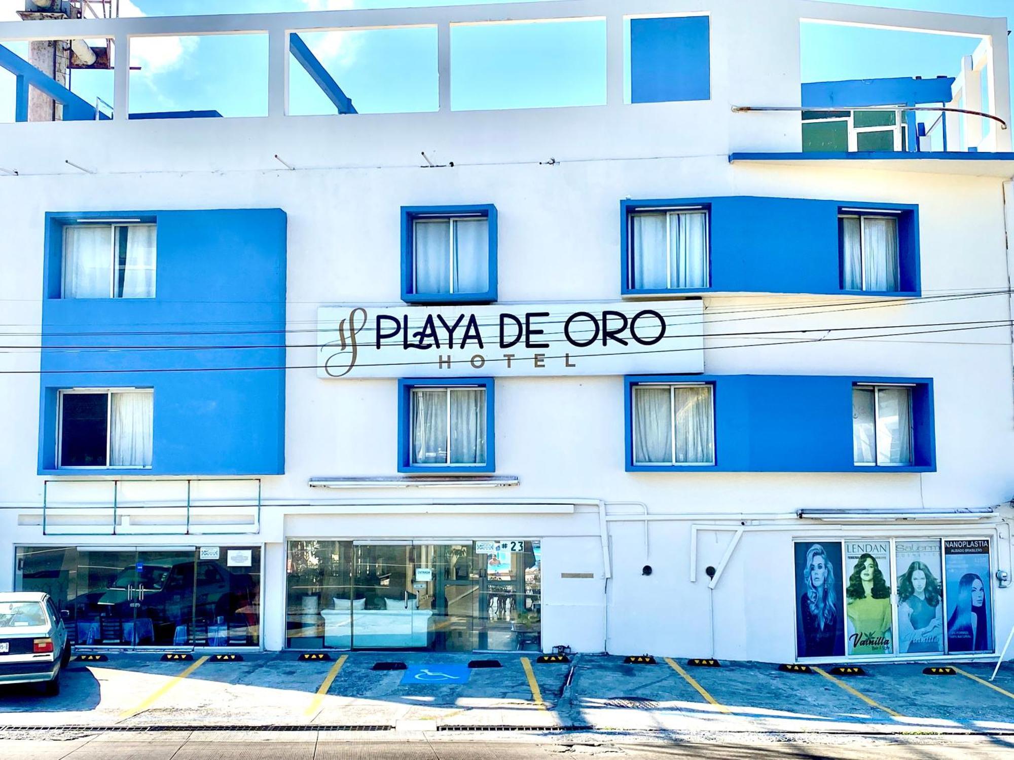 Playa De Oro 3*