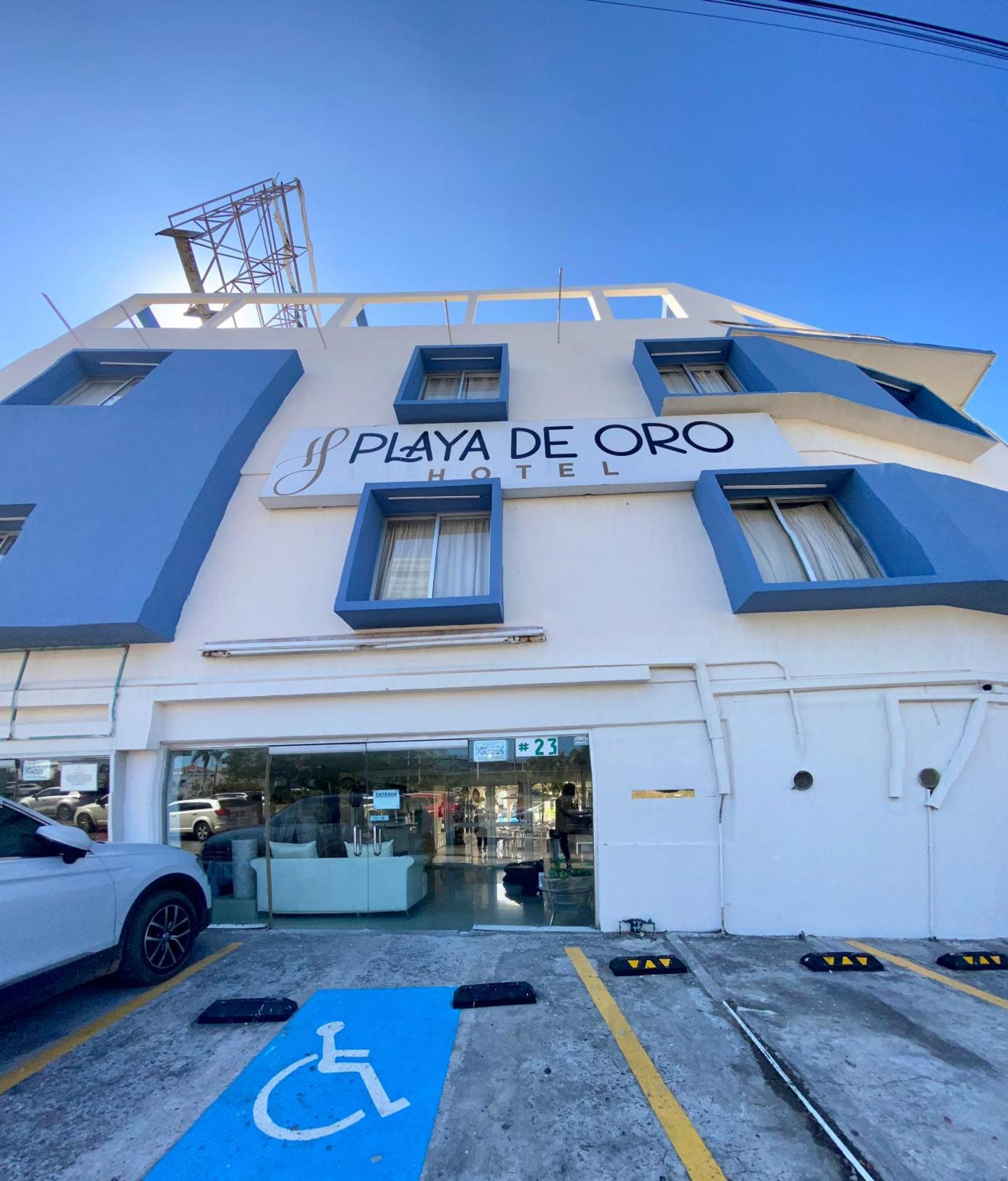 Hotel Playa De Oro